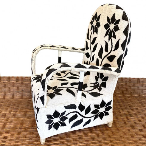 African Beaded Yoruba chair - black &...