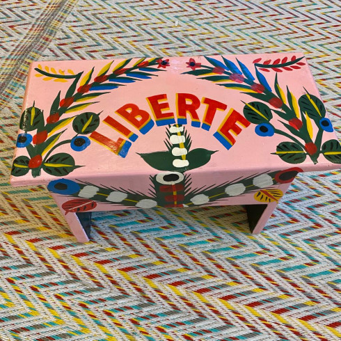 Tabouret LIBERTE, peint à la main,...