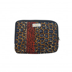 Padded protective pouch S