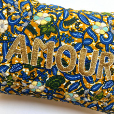 Embroidered cushion AMOUR 2