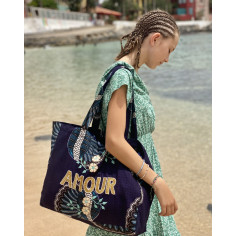 Kossiwa bag embroidered AMOUR 2