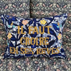 Embroidered cushion IL FAUT...