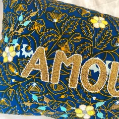 Embroidered cushion AMOUR 2
