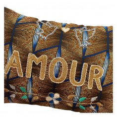 Coussin brodé AMOUR