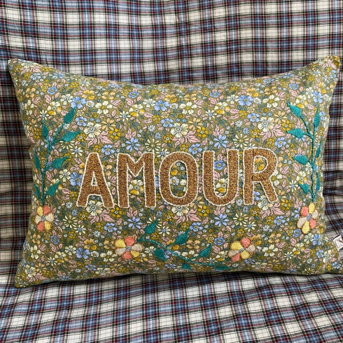 Embroidered cushion AMOUR