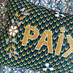 Embroidered wax cushion PAIX 2