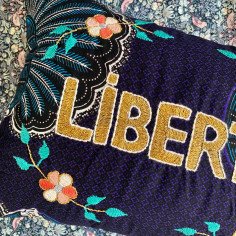 Embroidered cushion LIBERTE 2