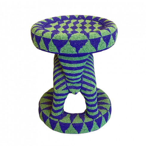 Tabouret perlé du Cameroun