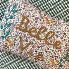 Embroidered cushion Belle Vie 2