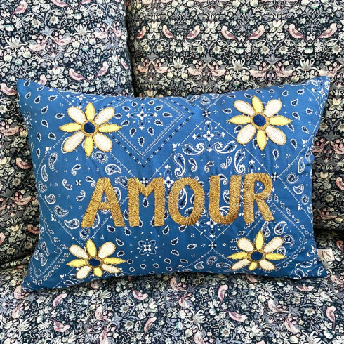 Embroidered cushion AMOUR