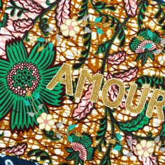 Kossiwa bag embroidered AMOUR