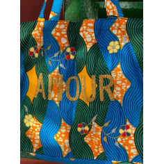 Kossiwa bag embroidered AMOUR 2
