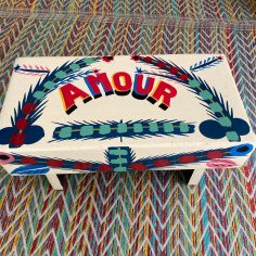 Hand painted ecru stool AMOUR