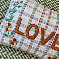Embroidered cushion LOVE 2