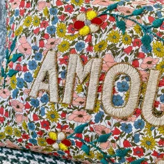 Embroidered cushion AMOUR 2
