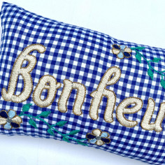Mini embroidered cushion... 2