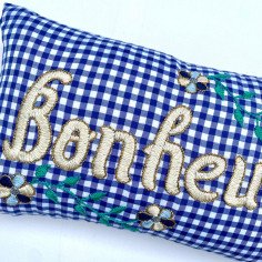 Mini embroidered cushion... 2