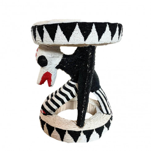 Tabouret perlé du Cameroun