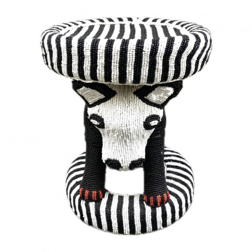 Tabouret perlé du Cameroun