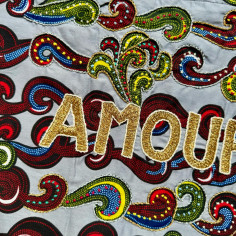 Kossiwa bag embroidered AMOUR 2