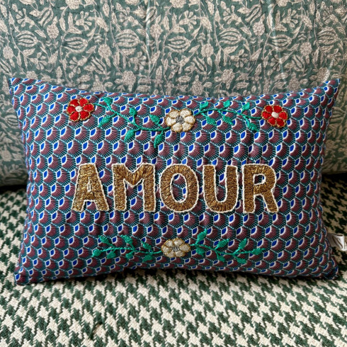 Mini coussin brodé AMOUR