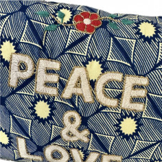 Embroidered cushion AMOUR 2