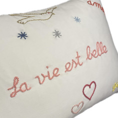 Embroidered cushion AMOUR 2
