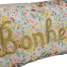 Mini embroidered cushion AMOUR 2