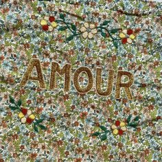 Lisette embroidered bag AMOUR 2