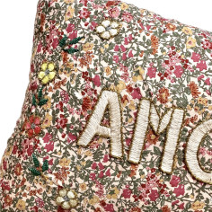 Embroidered cushion AMOUR 2