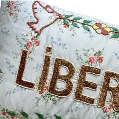 Embroidered cushion LIBERTE 2