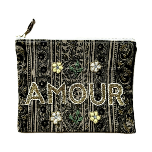Pochette brodée MM AMOUR