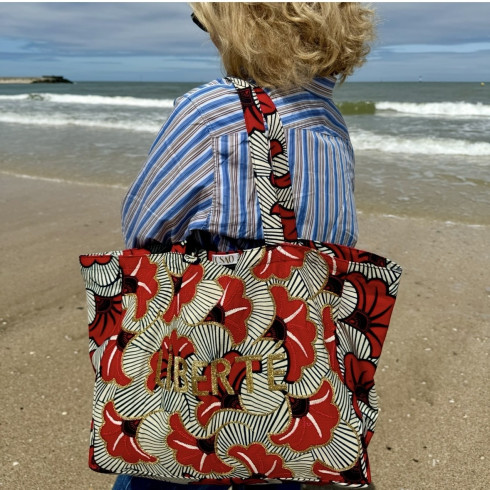 Kossiwa wax bag embroidered LIBERTE