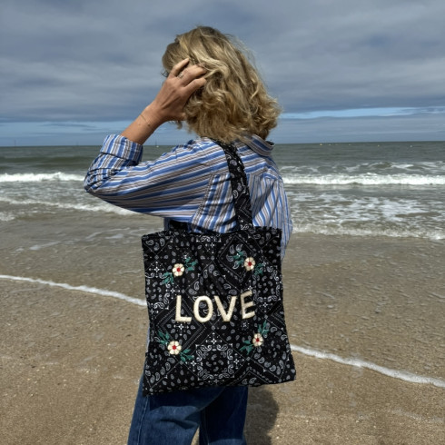 Sac Lisette brodé LOVE