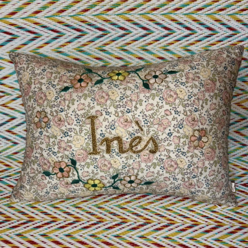 Coussin personnalisé Inès