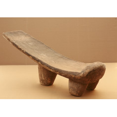 Tabouret traditionnel africain