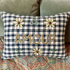 Embroidered cushion AMOUR