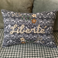 Embroidered cushion LIBERTÉ