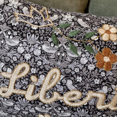 Embroidered cushion LIBERTÉ 2
