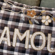 Embroidered cushion MAMAN 2