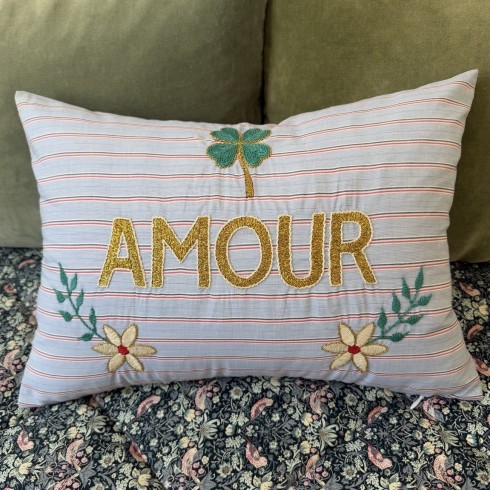 Embroidered cushion AMOUR