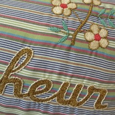 Embroidered cushion Bonheur 2