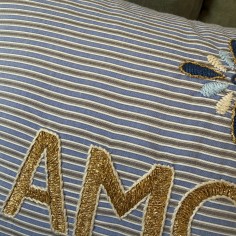 Embroidered cushion AMOUR 2
