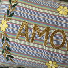 Embroidered cushion AMOUR 2