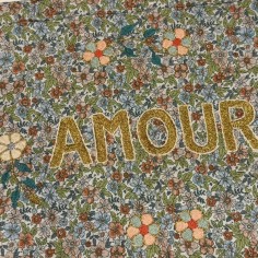 Lisette embroidered bag AMOUR 2