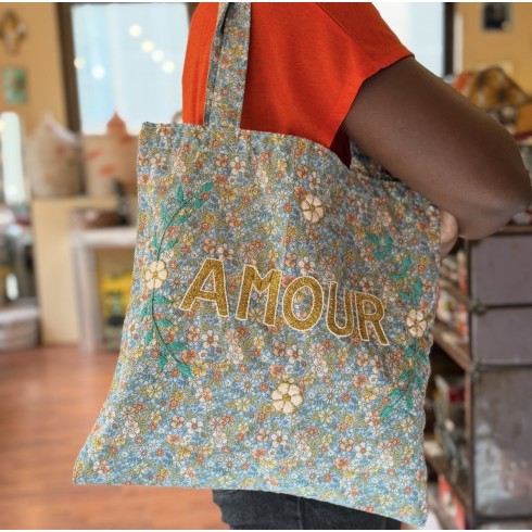 Sac Lisette brodé AMOUR