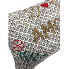 Coussin vintage brodé AMOUR 2