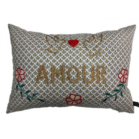 Coussin vintage brodé AMOUR