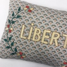 Embroidered cushion LIBERTE 2