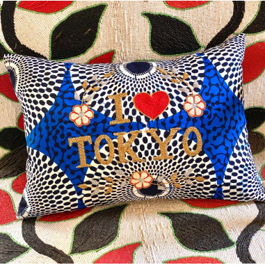 Coussin brodé I love TOKYO